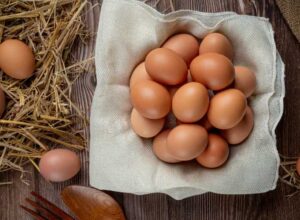 Как быстро проверить яйца на свежесть